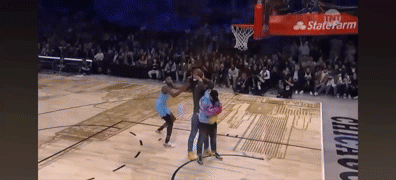 动图预警??近10年满分扣篮？麦克朗霸屏 拉文&戈登世纪大战