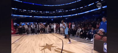 动图预警??近10年满分扣篮？麦克朗霸屏 拉文&戈登世纪大战