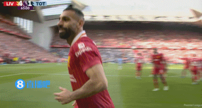 基恩怒喷：使用边缘人&萨拉赫与球迷自拍？红军夺冠后丢掉了风度